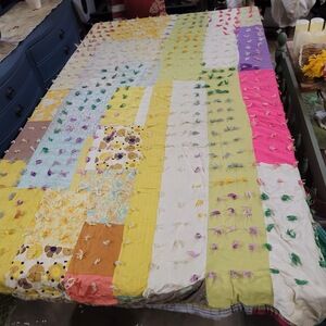 Vintage Handmade Quilt Queen King Bedspread Blanket Farmhouse Cabin 76"x84"
